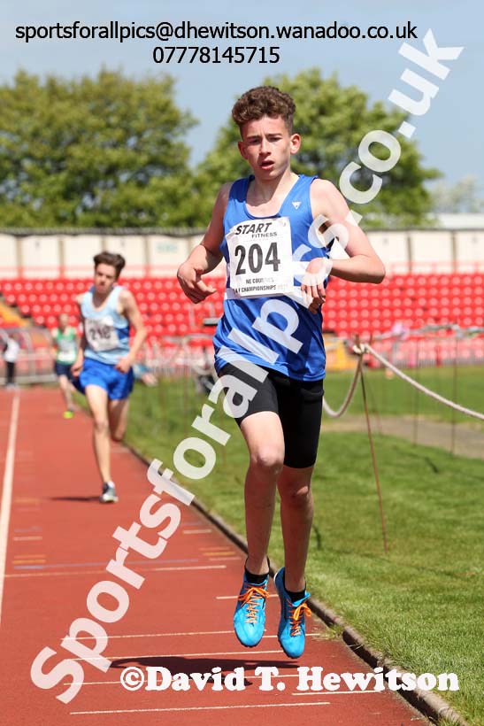 Boys under-15s, North East Track and Field Champs., Gateshead. Photo: David T. Hewitson/Sports for All Pics